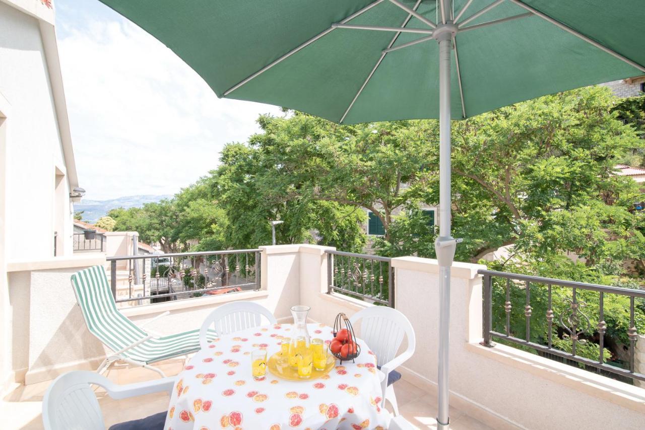 Apartments Mare Postira Zewnętrze zdjęcie