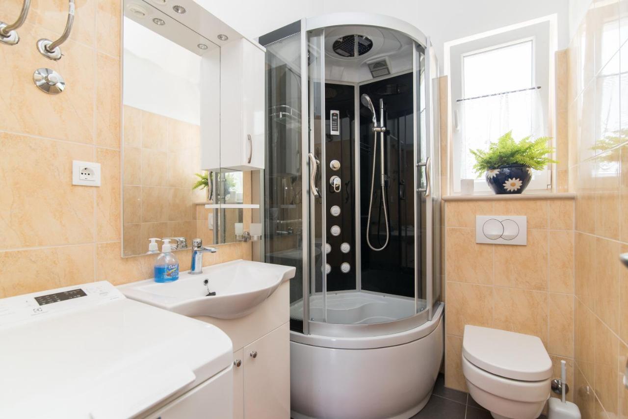 Apartments Mare Postira Zewnętrze zdjęcie