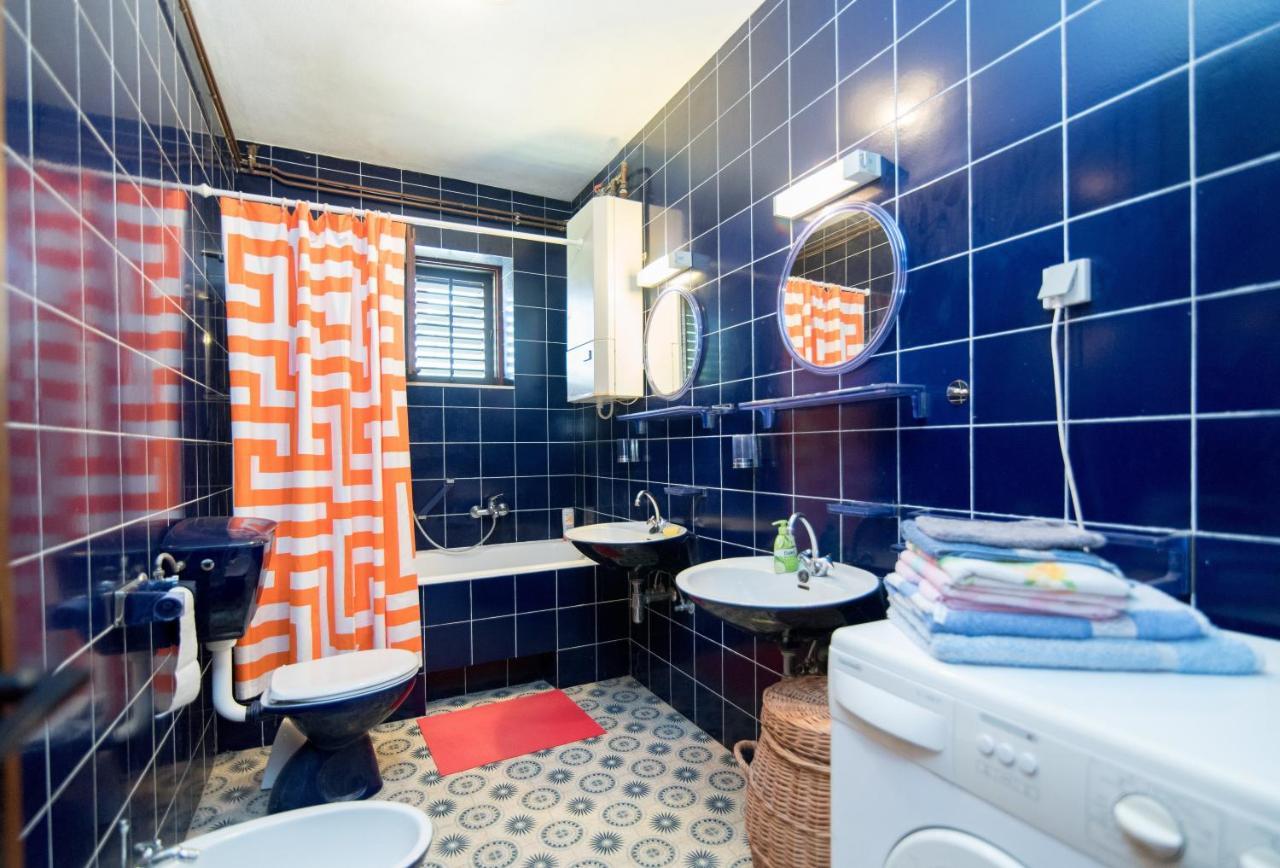 Apartments Mare Postira Zewnętrze zdjęcie
