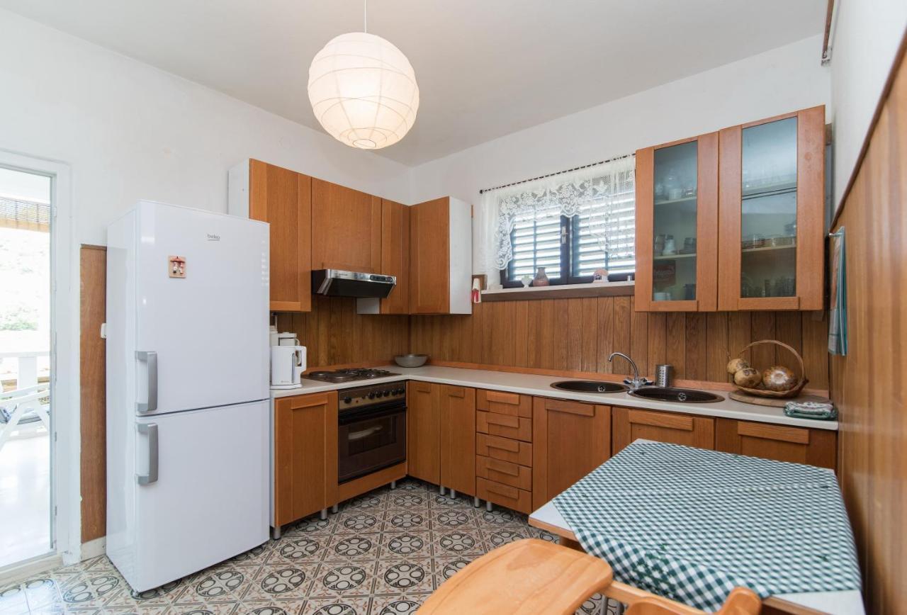 Apartments Mare Postira Zewnętrze zdjęcie