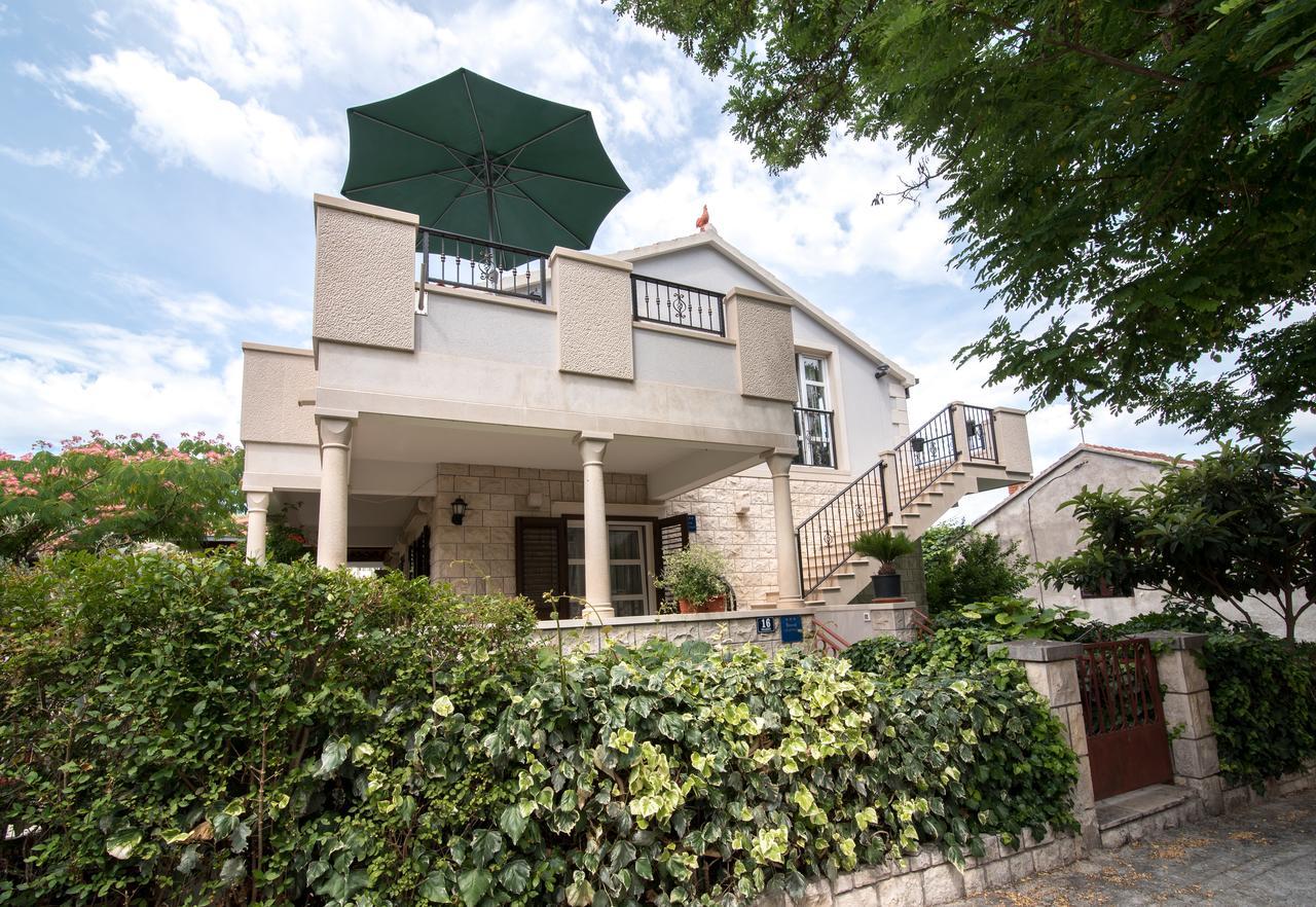 Apartments Mare Postira Zewnętrze zdjęcie